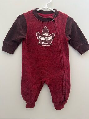 Roots Burgundy and Dark Brown Canada One-Piece Footie